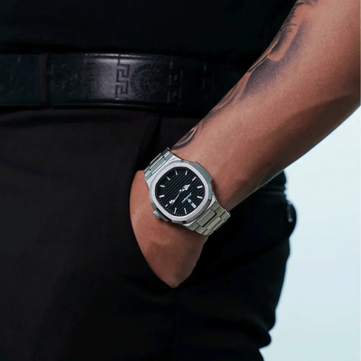 Men's Luxe Nautilus™ Watch with Complimentary Bracelet Kit – Great Deal!